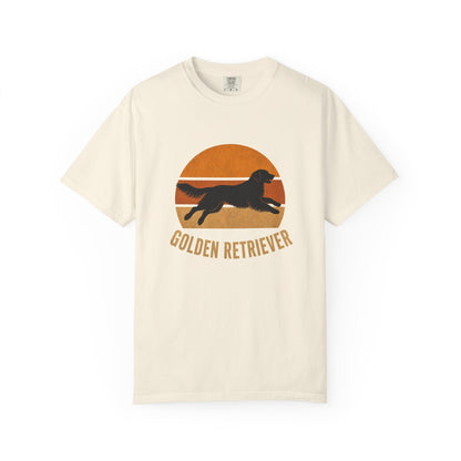 Retro Sunset Golden Retriever